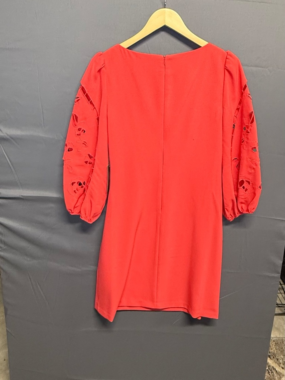 Vince Camuto Coral Pink Laser Cutout Eyelet Puff Sleeve Shift Dress NWT 8 Spring - Picture 4 of 9
